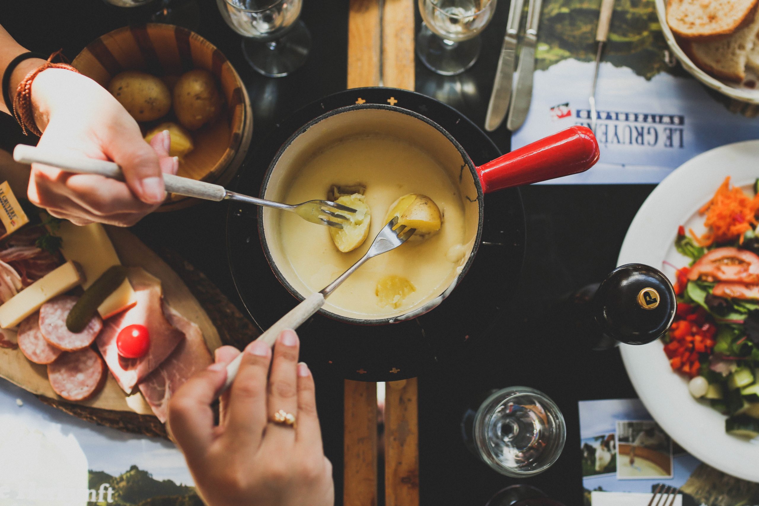 แพ็คเกจ Cheese Fondue Cooking Class & Workshop